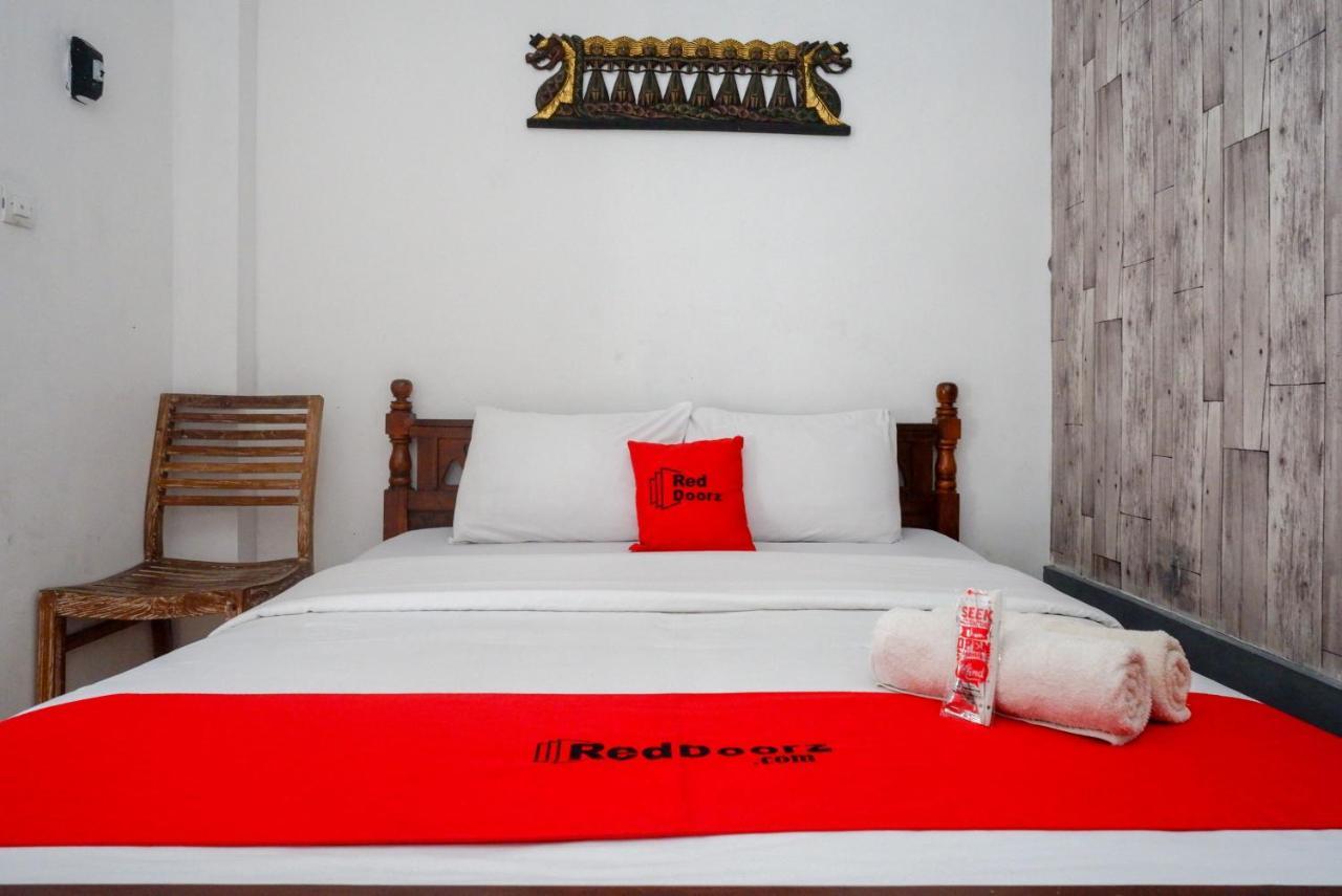 Reddoorz Syariah Near Plengkung Gading 2 Hotel Jogjakarta Buitenkant foto
