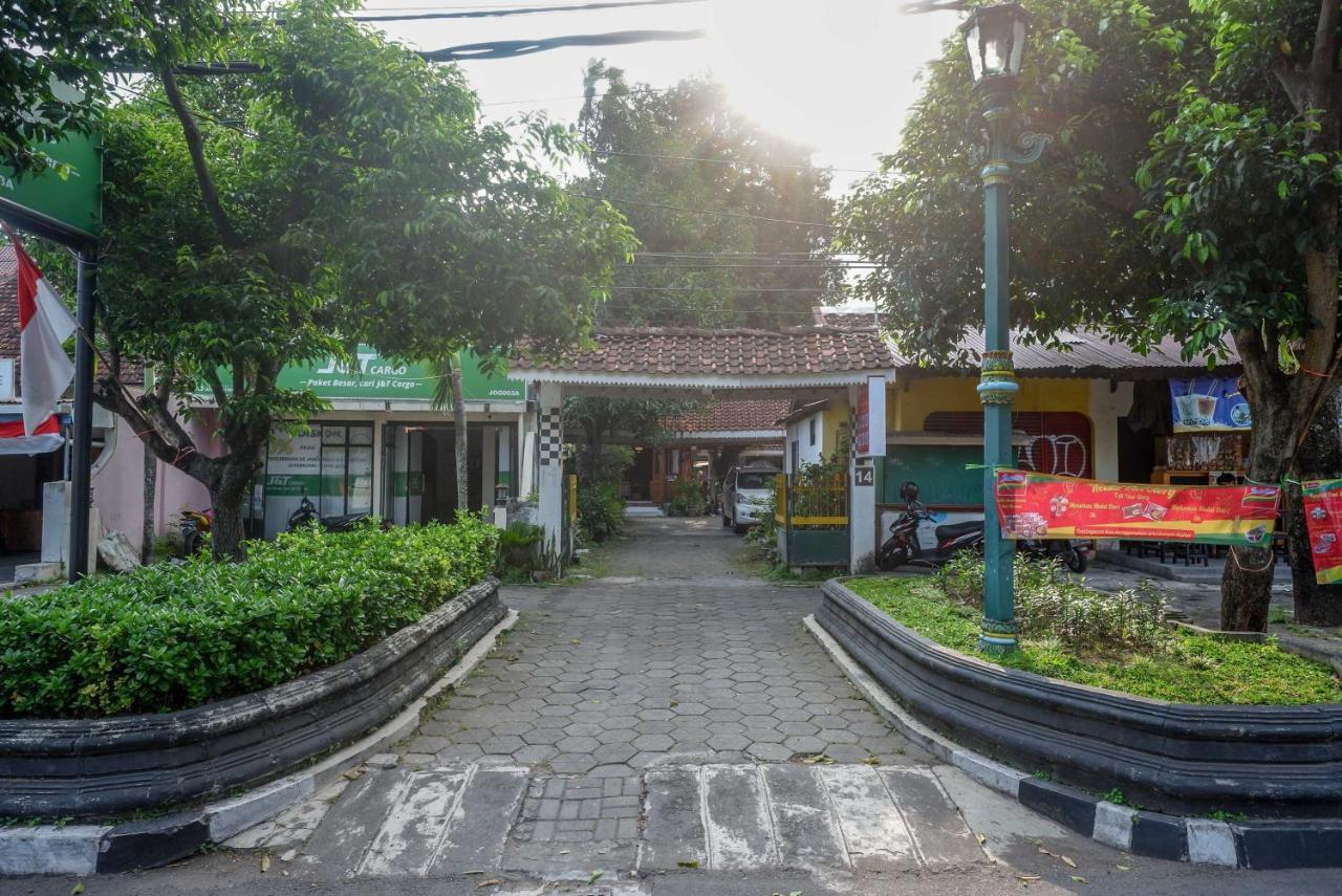 Reddoorz Syariah Near Plengkung Gading 2 Hotel Jogjakarta Buitenkant foto