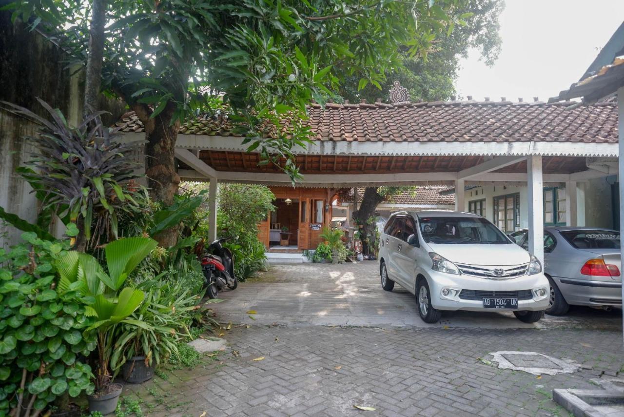 Reddoorz Syariah Near Plengkung Gading 2 Hotel Jogjakarta Buitenkant foto