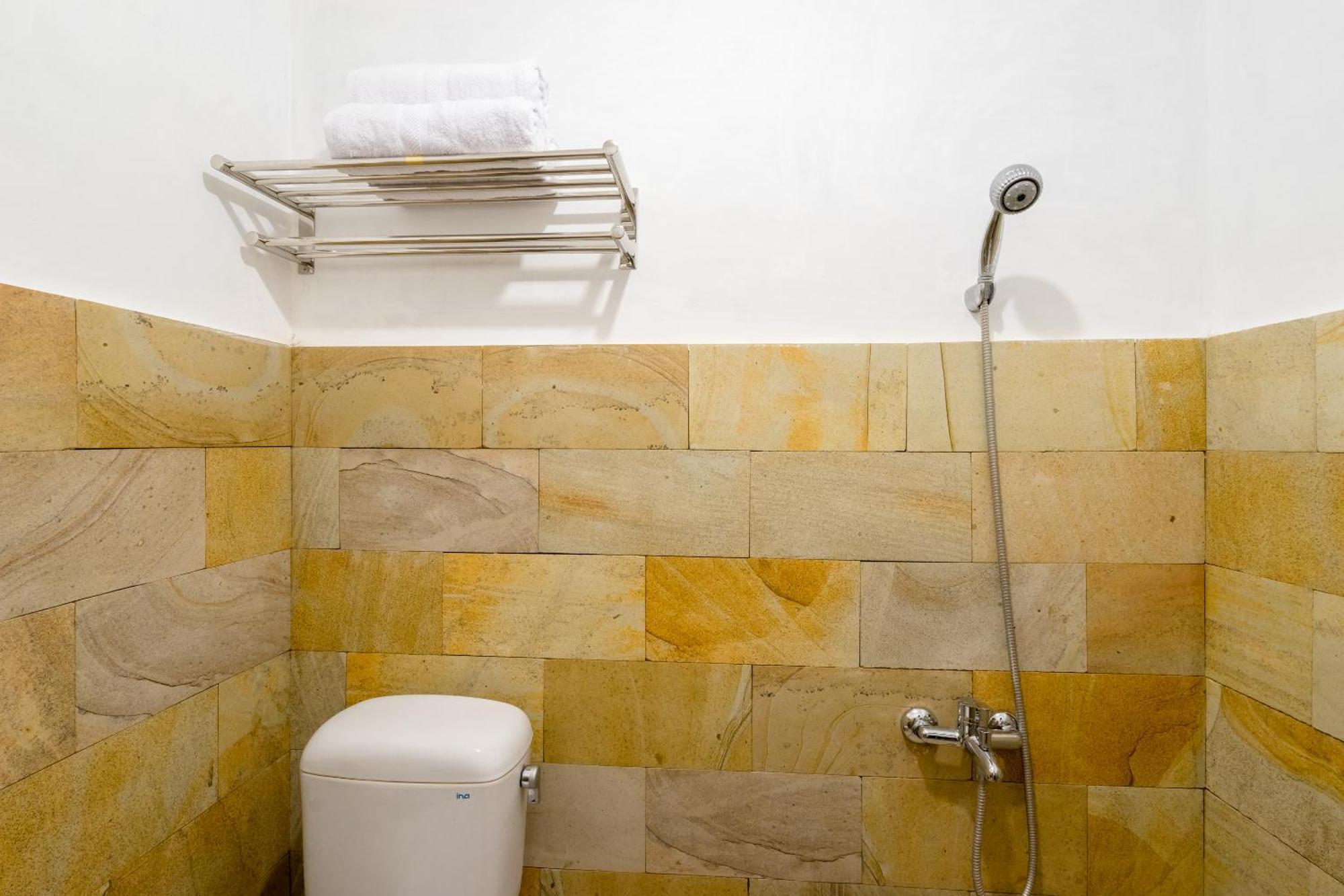 Reddoorz Syariah Near Plengkung Gading 2 Hotel Jogjakarta Buitenkant foto